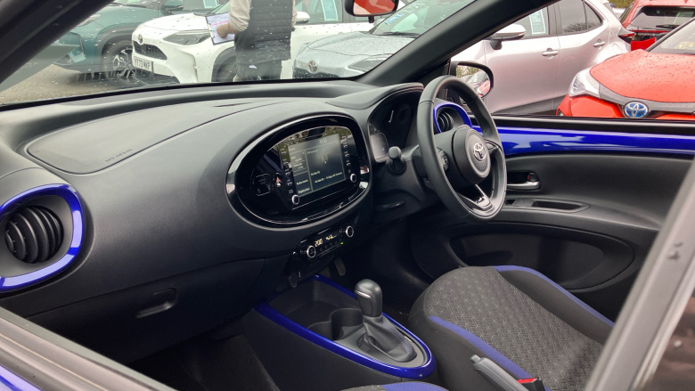 Toyota Aygo X 1.0 VVT-i Edge 5dr Auto Petrol Hatchback